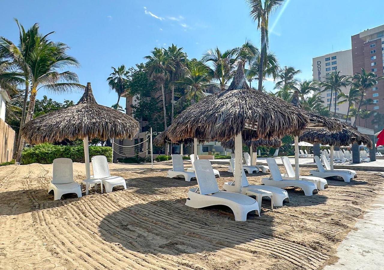 The Palms Resort Of マサトラン エクステリア 写真