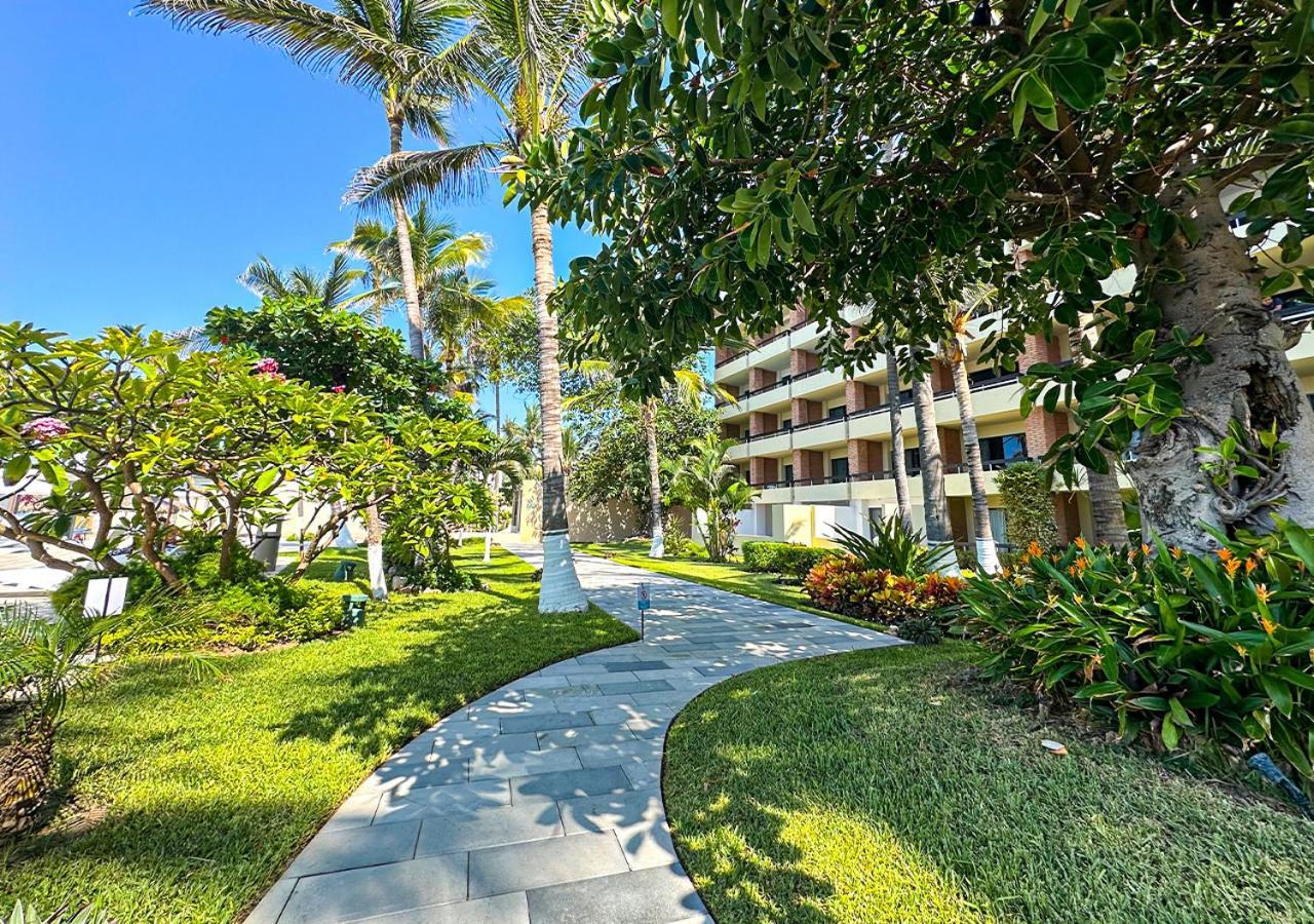 The Palms Resort Of マサトラン エクステリア 写真